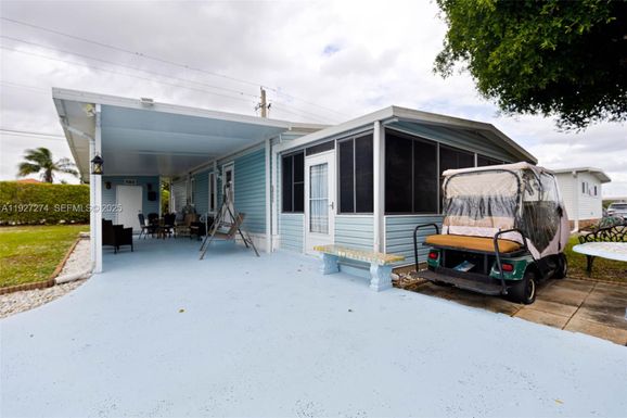 53005 DEL RIO BAY, Palm Beach FL 33436