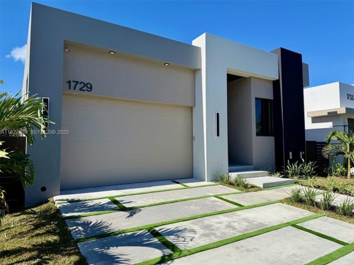 1729 NE 16th Ter, Fort Lauderdale FL 33305