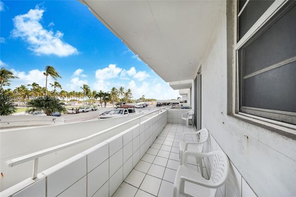 465 Ocean Dr # 224, Miami Beach FL 33139