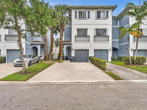 3523 NW 14th Ct, Lauderhill FL 33311