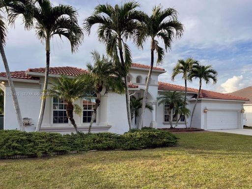 2640 Fairways Dr, Homestead FL 33035