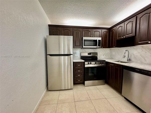 11044 Royal Palm Blvd # 5, Coral Springs FL 33065