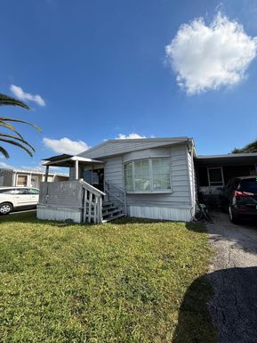 5290 SW 22nd Ter, Dania Beach FL 33312