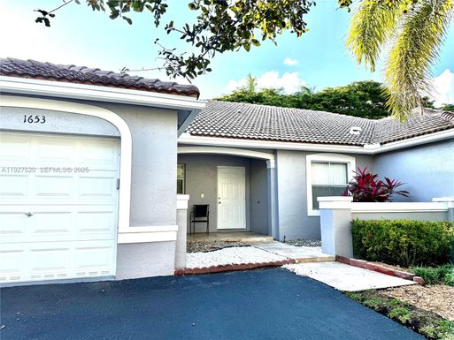 1653 Zenith Way, Weston FL 33327