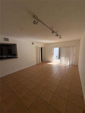 4708 NW 114 AVE # 3, Doral FL 33178