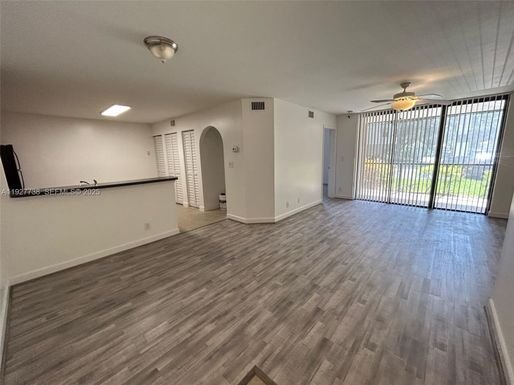 10105 W Sunrise Boulevard # 103, Plantation FL 33322