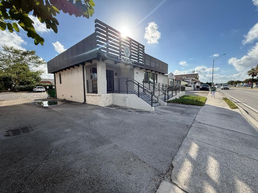 142 E 49th St, Hialeah FL 33013