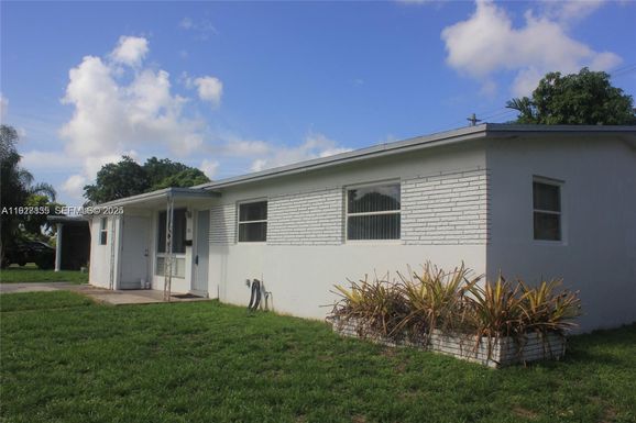 301 N 70th Ave # 0, Hollywood FL 33024