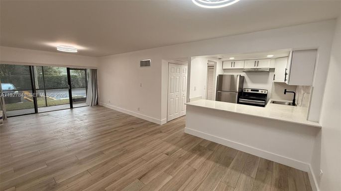 5845 Washington St # 65, Hollywood FL 33023