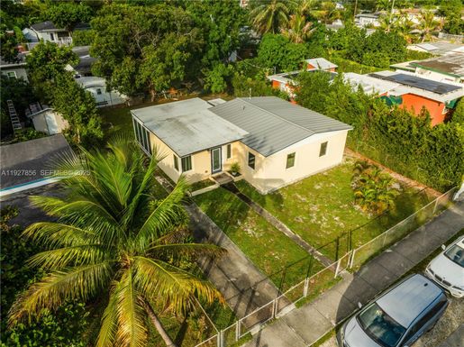 535 NW 117th St, Miami FL 33168