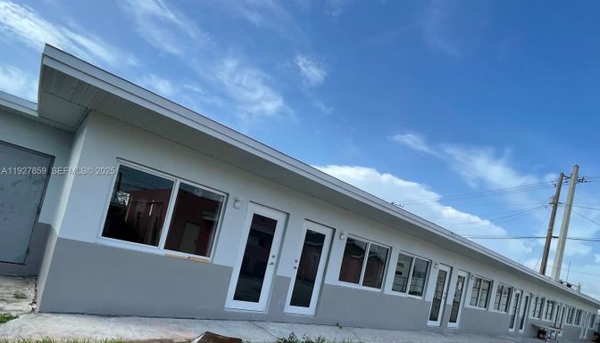 2196 Ali Baba Ave # 8, Opa-Locka FL 33054