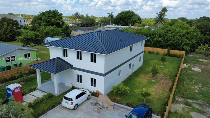 722 NW 6 CT # 722, Florida City FL 33034