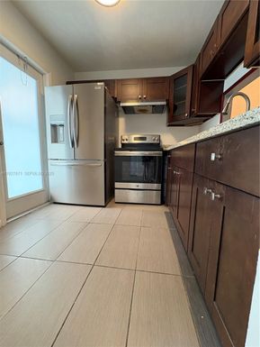 4441 NW 16th St # J102, Lauderhill FL 33313