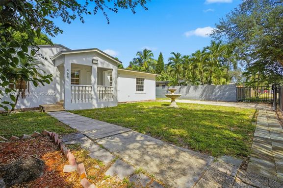 465 NE 165th St # 465, Miami FL 33162