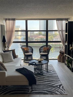 200 Leslie Dr # 622, Hallandale Beach FL 33009