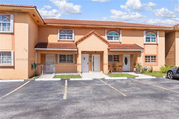 3375 W 76th St # 210, Hialeah FL 33018