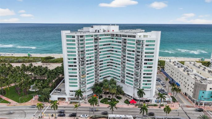 7135 Collins Ave # 1015, Miami Beach FL 33141