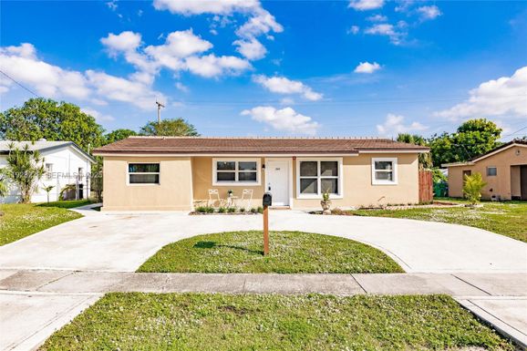 720 NW 38th Ave, Lauderhill FL 33311