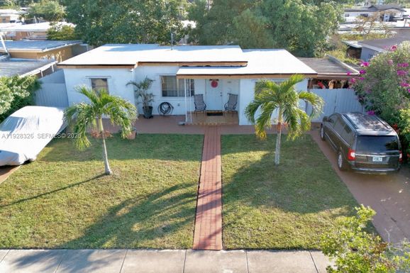 334 W 36th Ter, Hialeah FL 33012