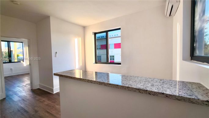 337 SW 5th Ave # 12, Miami FL 33130