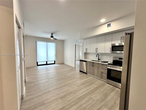 18412 Homestead Ave # 438, Miami FL 33157