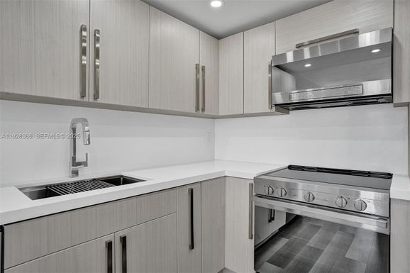 500 Three Islands Blvd # 1201, Hallandale Beach FL 33009