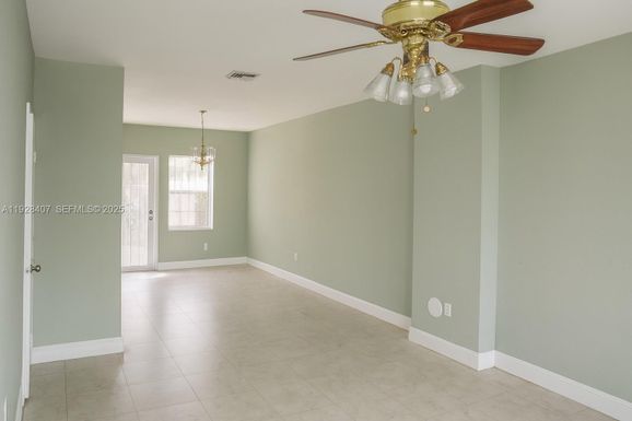 457 NW 84th St # 457, Miami FL 33150