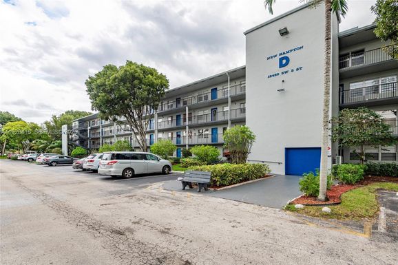 13450 SW 3rd St # 306D, Pembroke Pines FL 33027