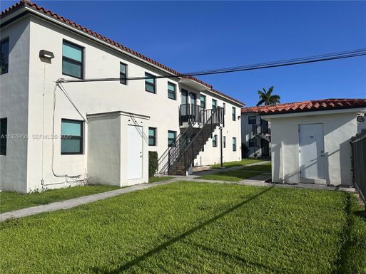 4204 SW 14 St # 3, Miami FL 33142