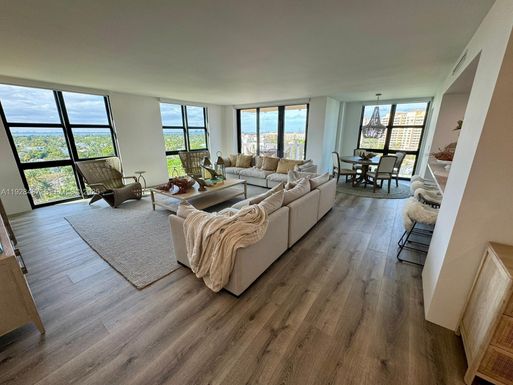 1121 Crandon Blvd # E1001, Key Biscayne FL 33149