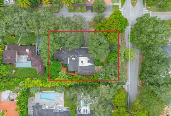 2607 N Greenway Dr, Coral Gables FL 33134