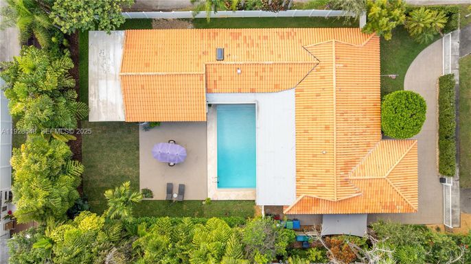 360 Menores Ave, Coral Gables FL 33134