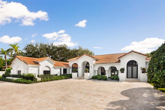 7430 SW 66th St, Miami FL 33143