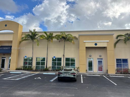 10380 W State Road 84, Davie FL 33324