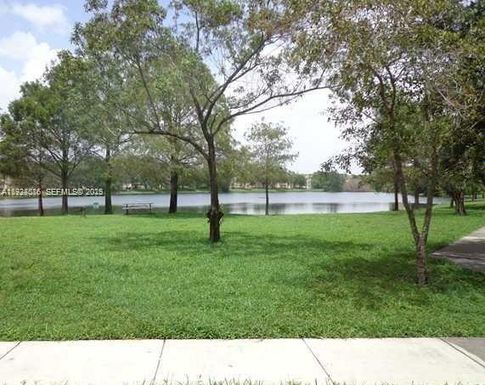 3670 N 56th Ave # 728, Hollywood FL 33021