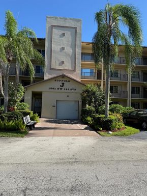 1201 SW 141st Ave # 304J, Pembroke Pines FL 33027