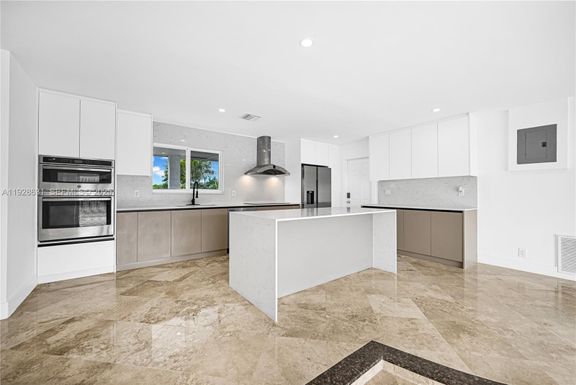 5510 NE 18th Ave, Fort Lauderdale FL 33334