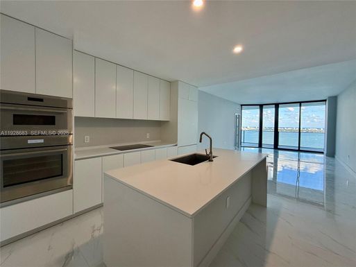 700 NE 24th st # 3303, Miami FL 33137