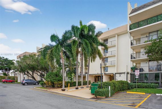 6195 Rock Island Rd # 103, Tamarac FL 33319