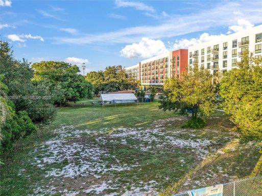 501 NW 7th Ter, Fort Lauderdale FL 33311