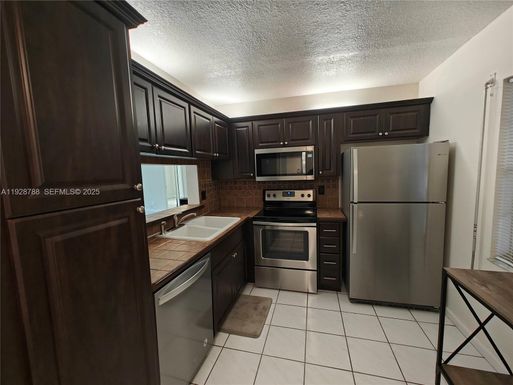 8750 Royal Palm Blvd # 3, Coral Springs FL 33065