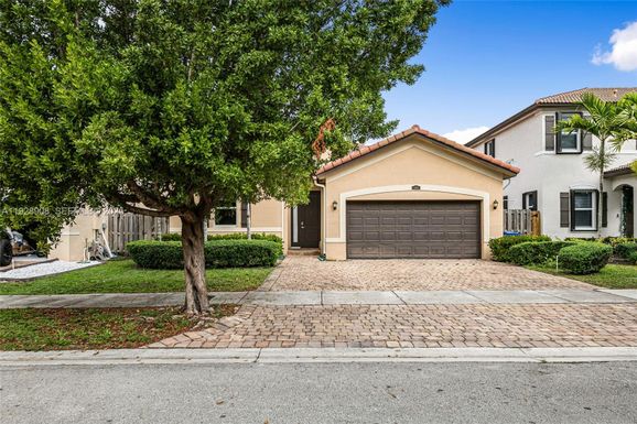 11863 SW 253rd Ter, Homestead FL 33032