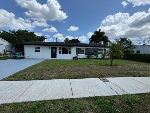 4529 SW 24th St, Fort Lauderdale FL 33317