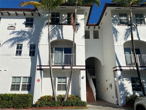 8800 NW 97th Ave # 206, Doral FL 33178