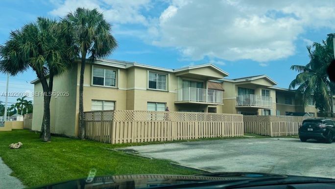 4420 NW 79th Ave # 2F, Doral FL 33166
