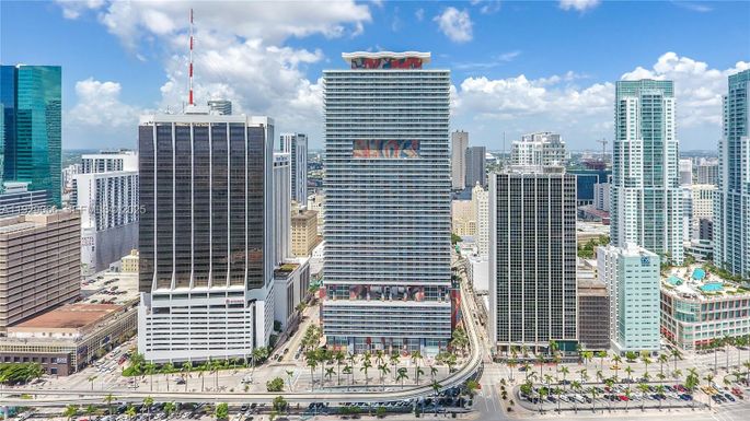 50 Biscayne Blvd # 503, Miami FL 33132