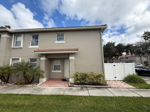 12637 SW 54th St, Miramar FL 33027