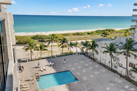9273 Collins Ave # 408, Surfside FL 33154