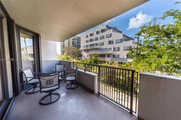 121 CRANDON BL # 248, Key Biscayne FL 33149