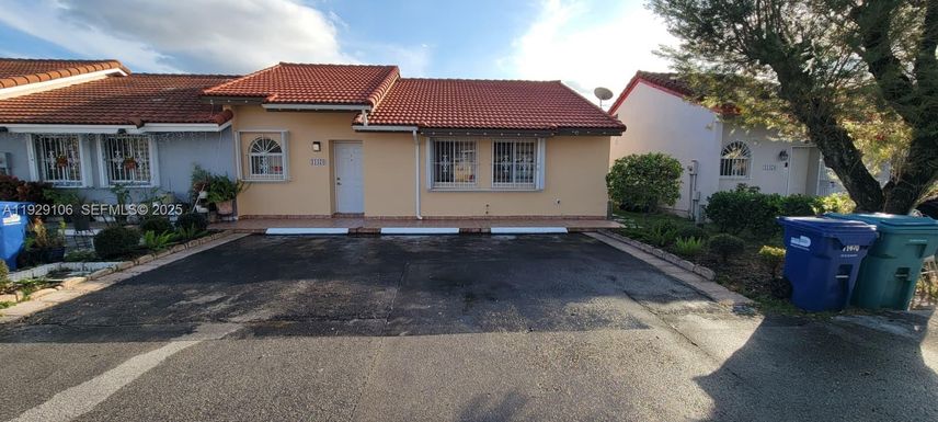 11470 NW 4th Ln # 11470, Sweetwater FL 33172